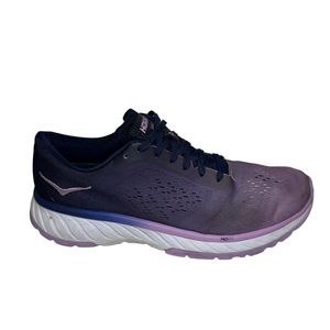 Women’s hoka cav u 2 athletic shoes size 9.5 purple